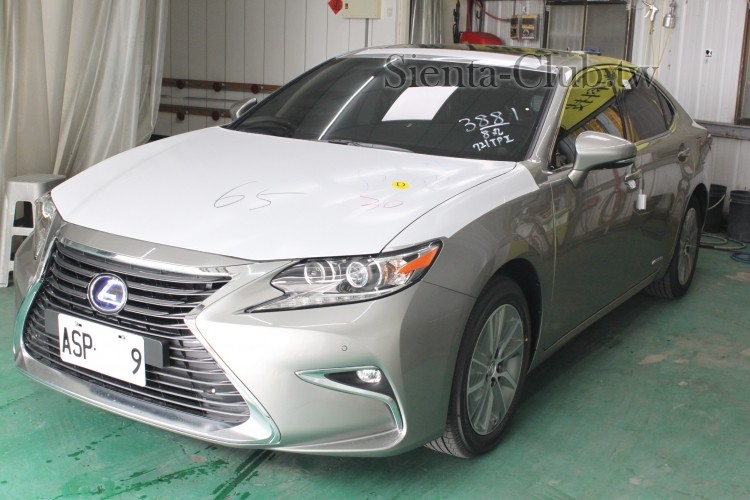 未拆膜~LEXUS ES